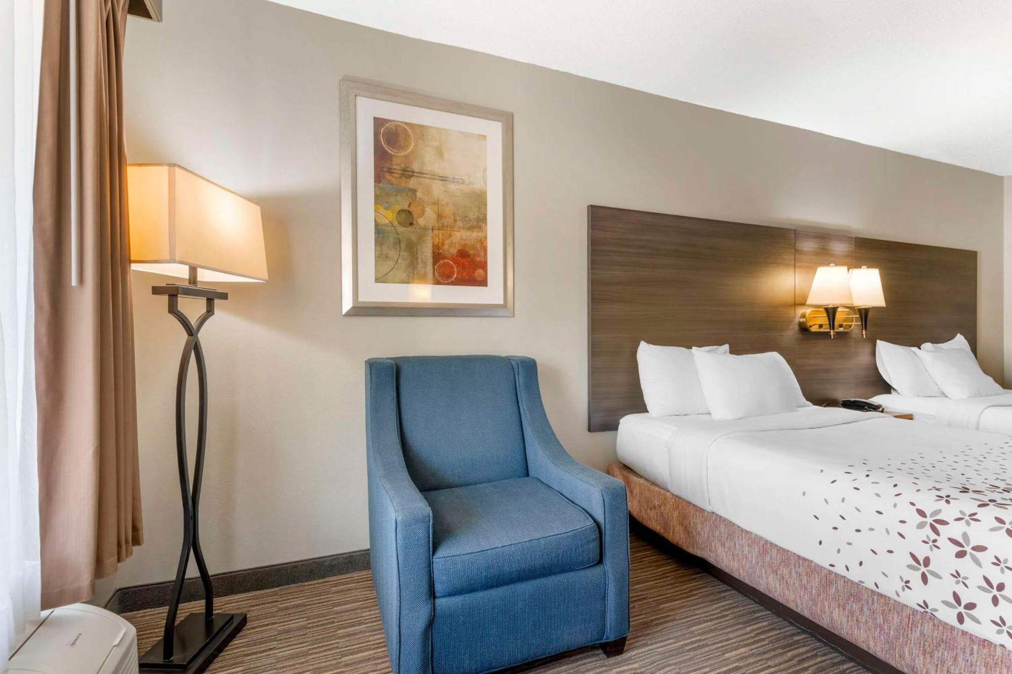 Hotel Western Royal 3*